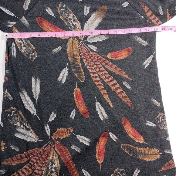 Heimish USA women's small sized top - Picture 8 of 9